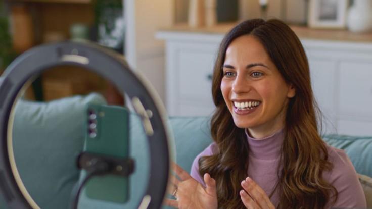 woman acting as an influencer